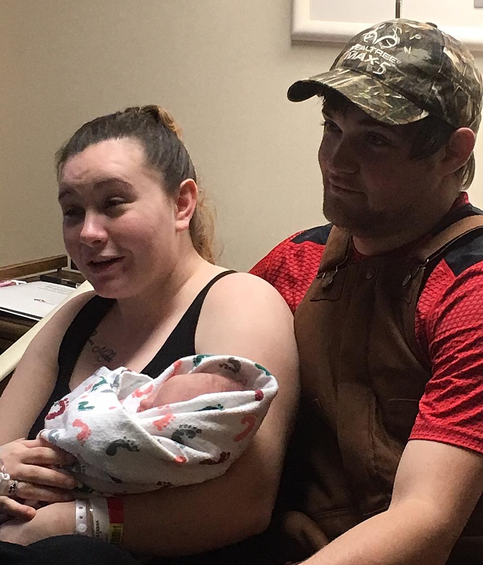 1st Baby Born in 2017 in Shreveport Bossier Is Named in Honor of Navy Seal