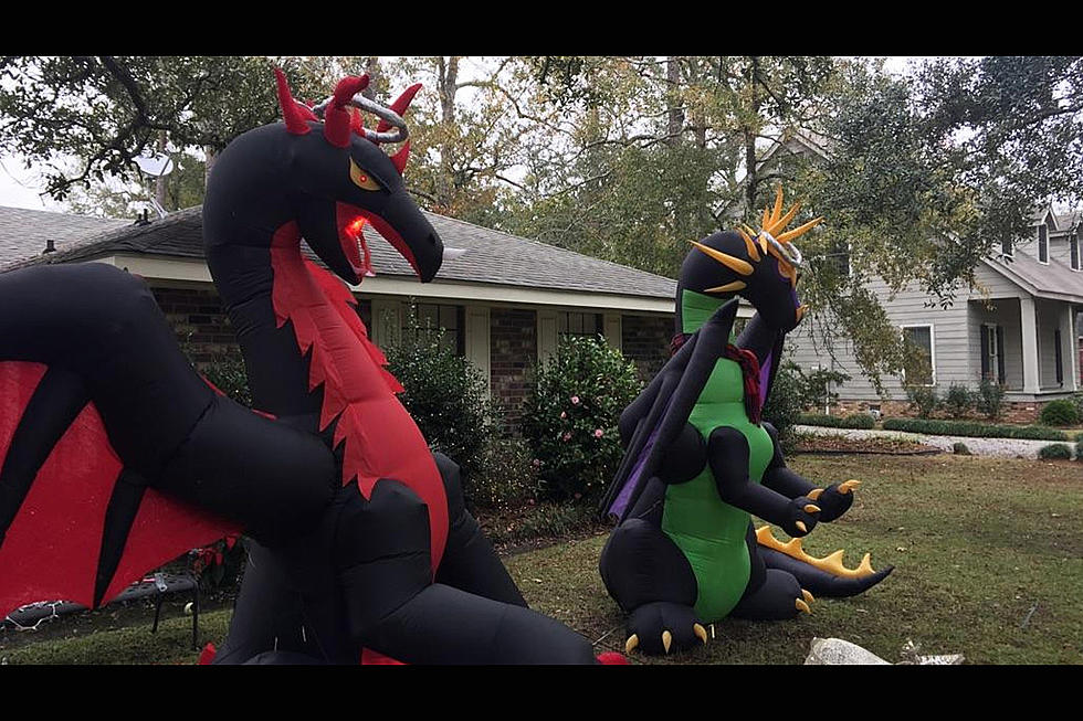 Louisiana Woman’s Christmas Dragon Display Angers Neighbors