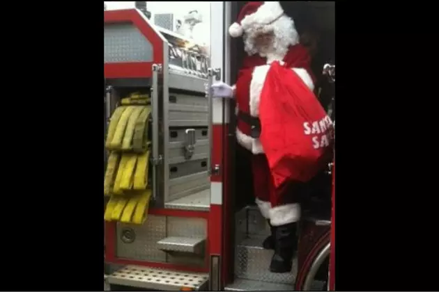 Santa Claus Will Roll Through Haughton on Fire Truck Again This Year