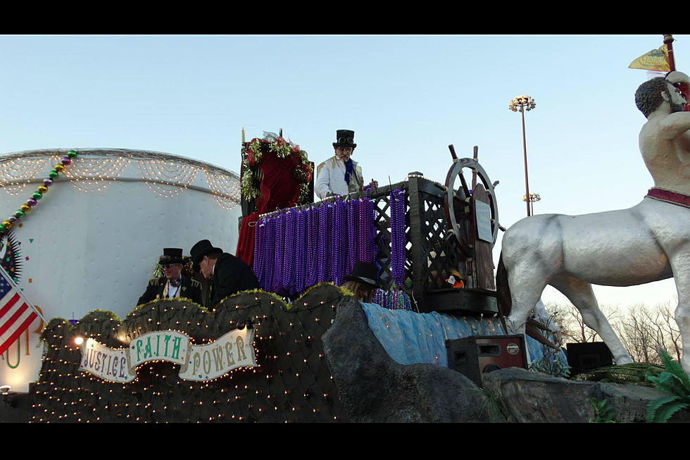 Unspoken Rules of Mardi Gras Parades 