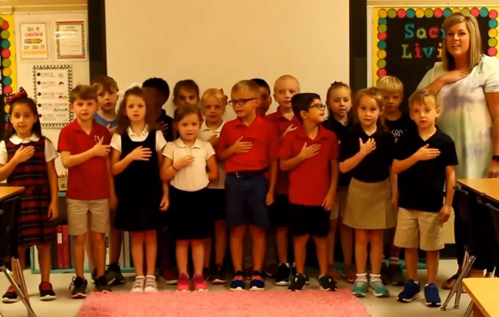 Video of Mrs. Dunlop&#8217;s 1st Grade at TL Rodes Reciting Pledge