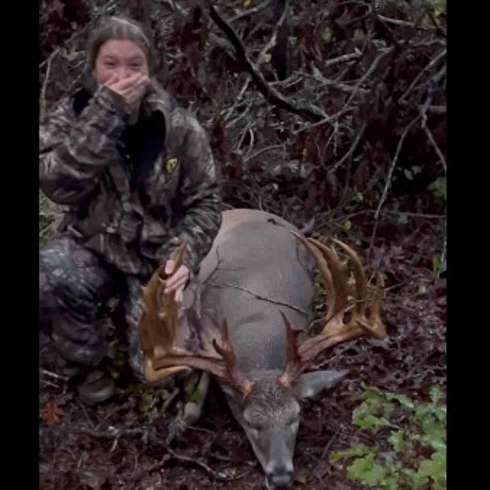 Texas Teenage Girl Kills Massive Record Breaking &#8216;Thirty Point Buck&#8217;