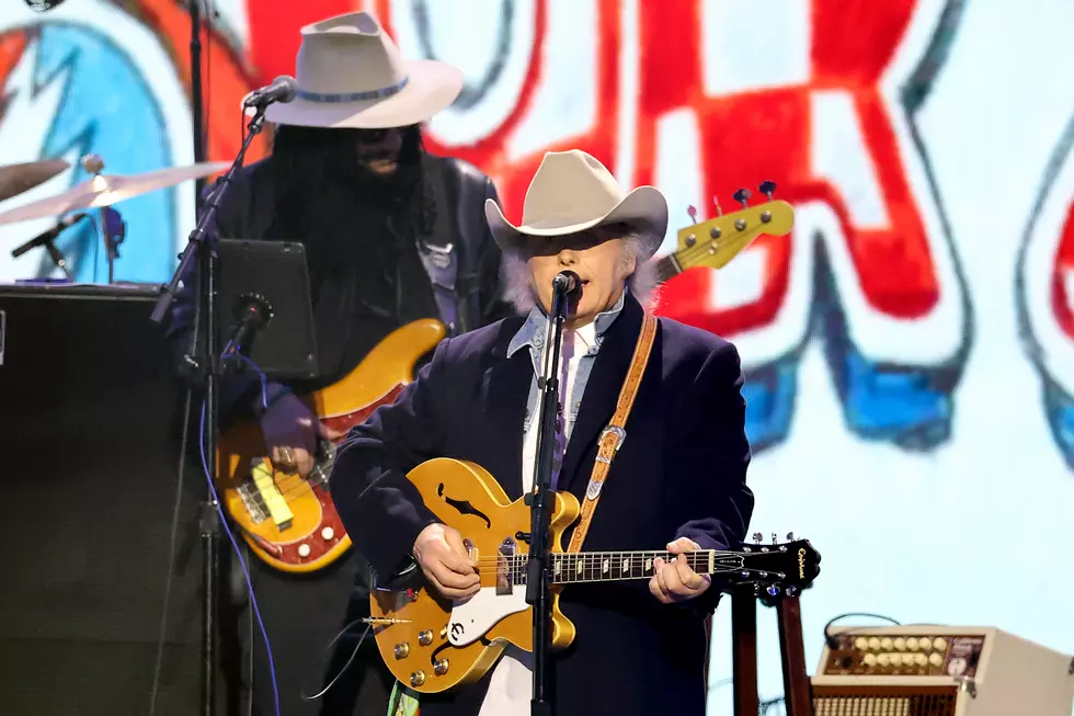 Country Icon Dwight Yoakam Performs at Horseshoe Thursday