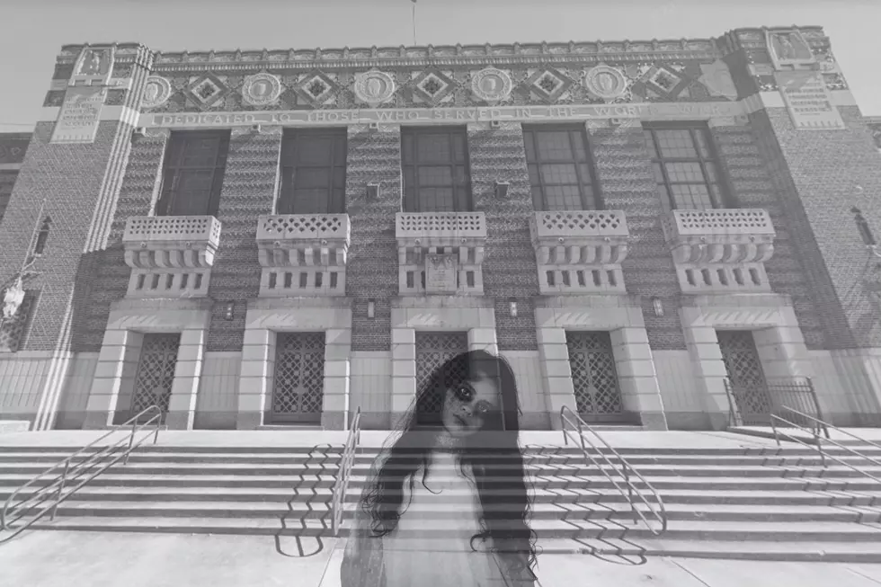 Why Backstage at This Famous Shreveport Venue Sends Chills Down Your Spine