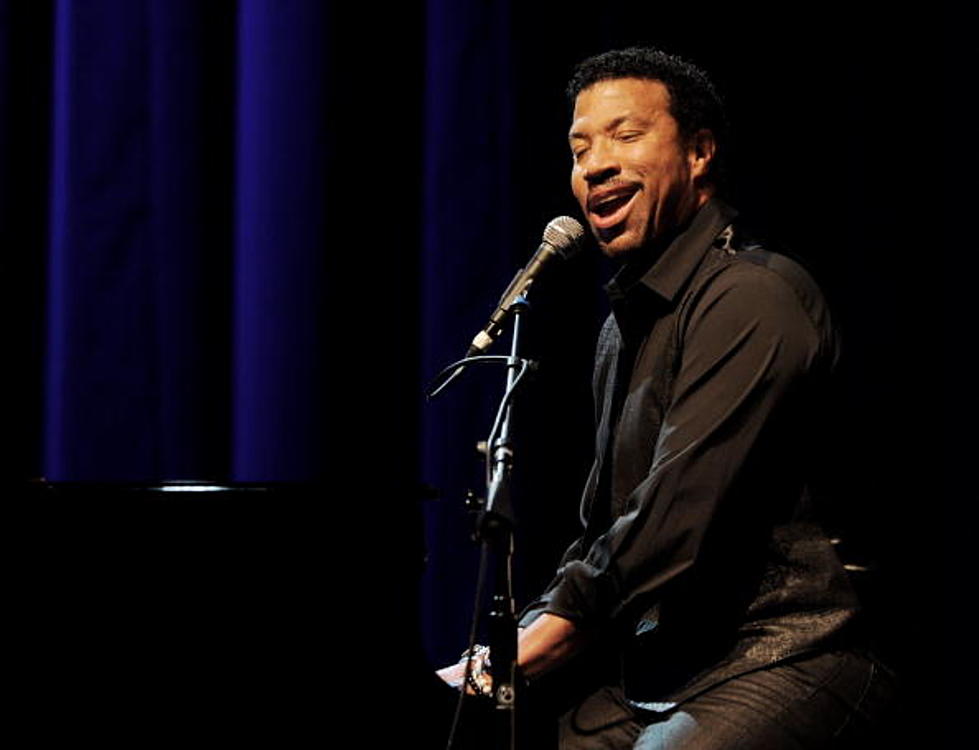 Lionel Richie Records Album With Country Superstars