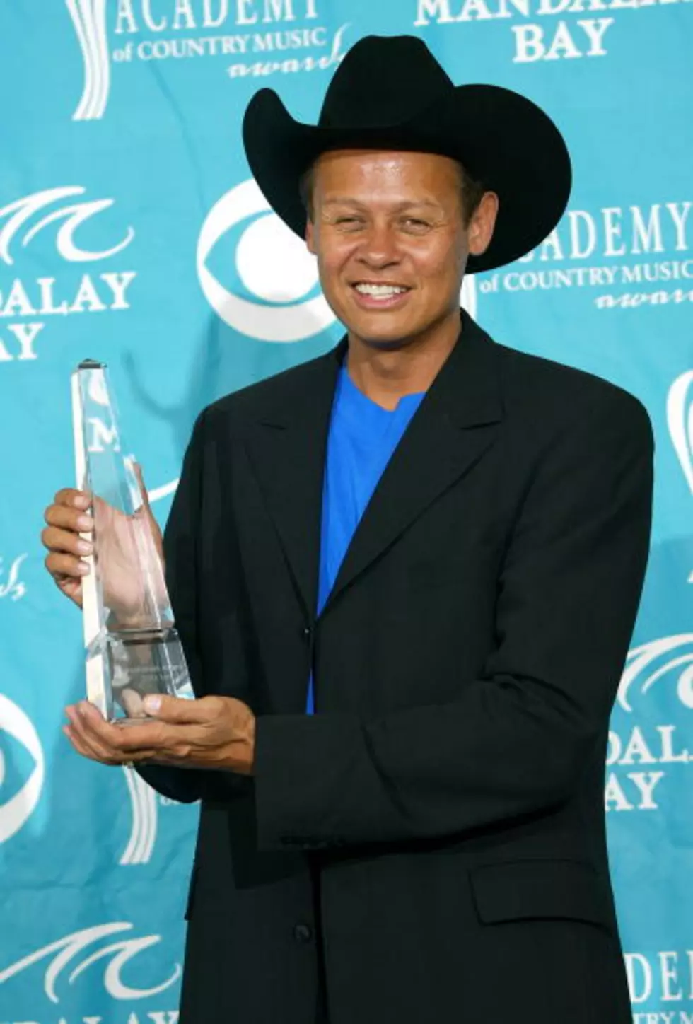 Neal McCoy&#8217;s Father Passed Away on Saturday