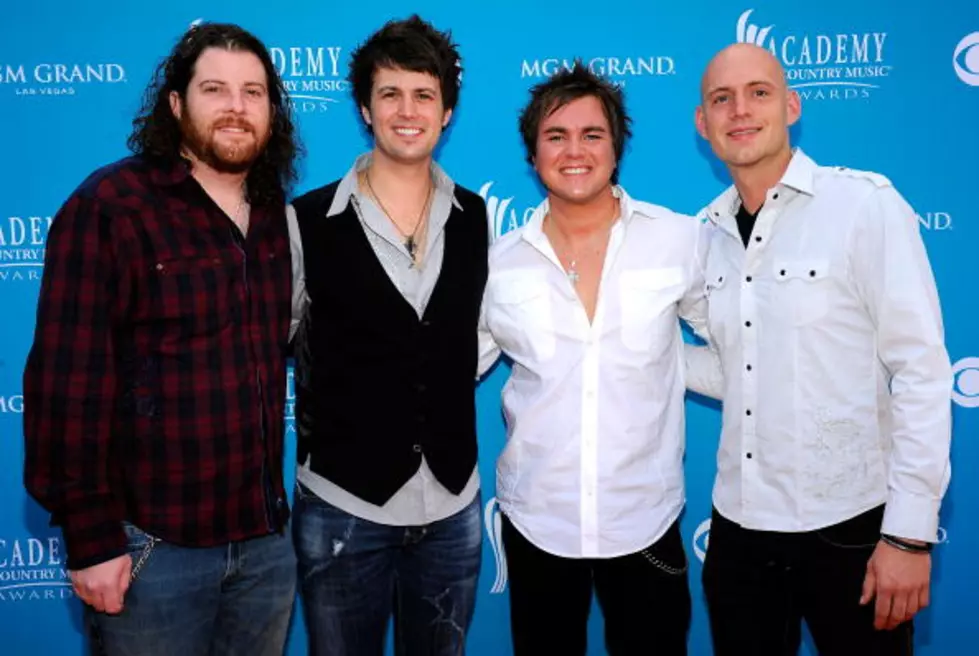 Eli Young Band – Latest Hit, ‘Crazy Girl’ [VIDEO]