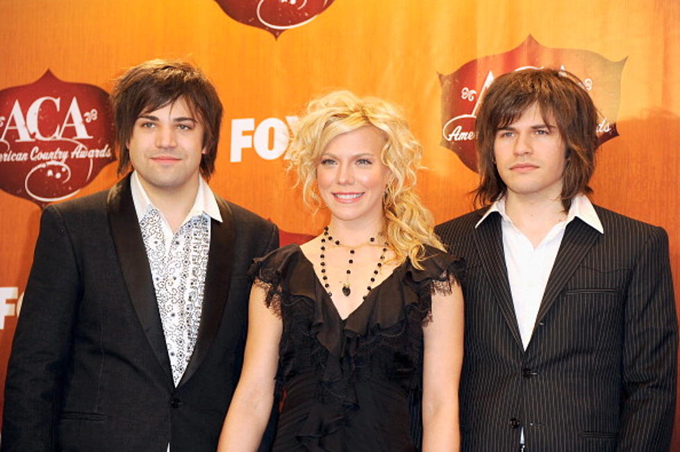 The Band Perry’s Christmas Memory [AUDIO]