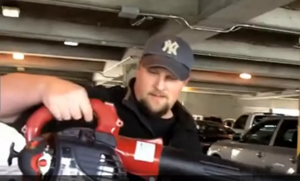 Big D and Bubba Leaf Blower Test [VIDEO]