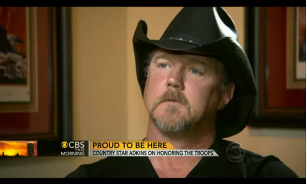 Join KNUE, Trace Adkins + WWII Vets at Brookshire’s [VIDEO]