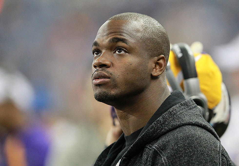 East Texan, Vikings Running Back Adrian Peterson Arrested