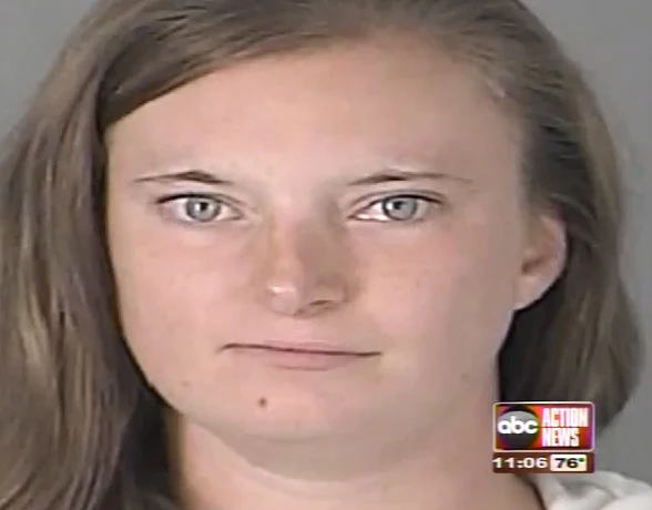 New Mother of the Year Candidate Leaves 3 Kids at Home While Having Sex With Neighbor VIDEO