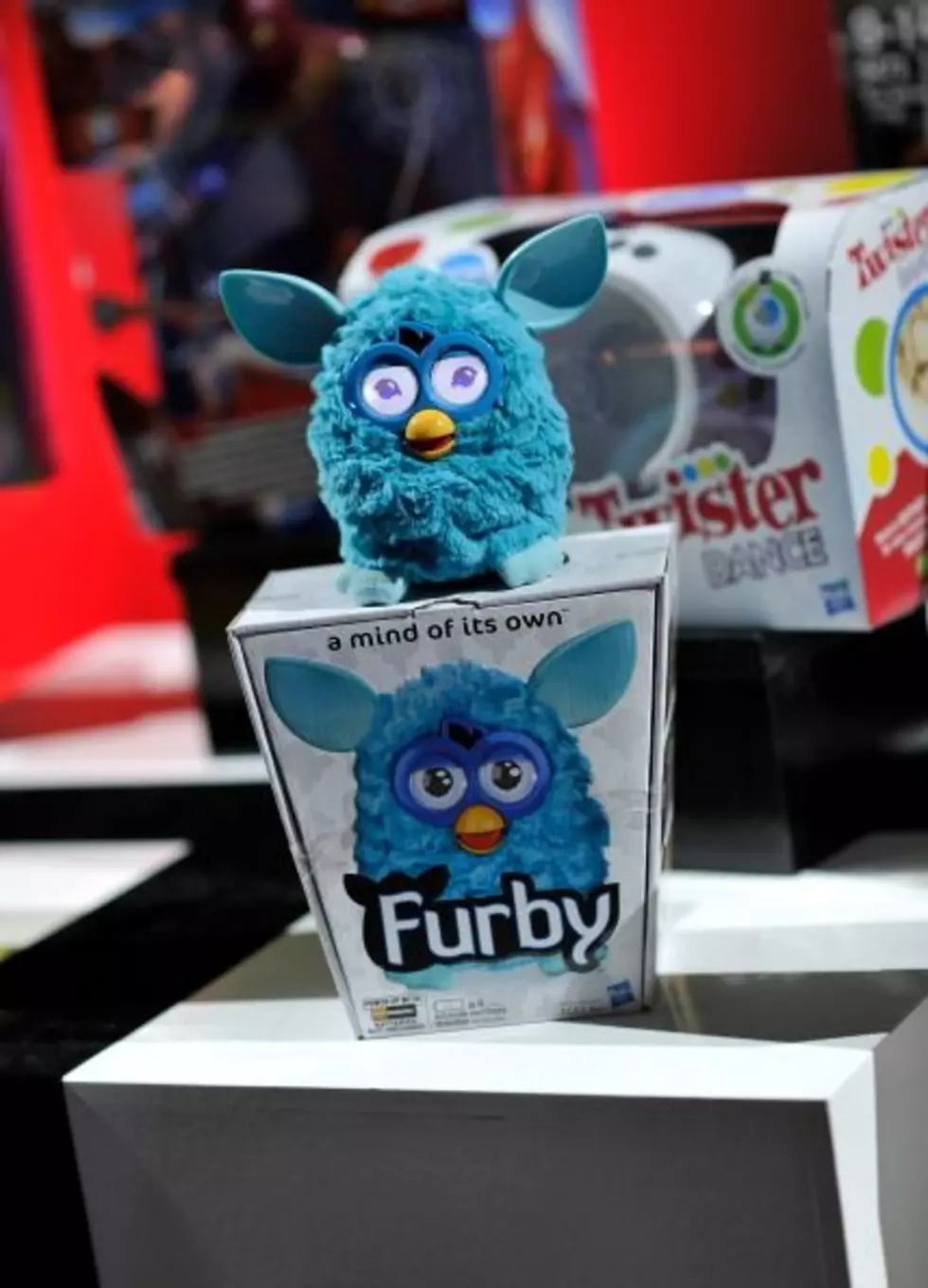 Furby is Back For Christmas [VIDEO]
