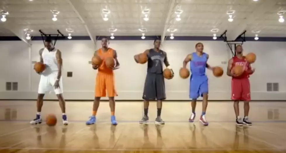 Christmas Carol Performed by Basketball Players [VIDEO]