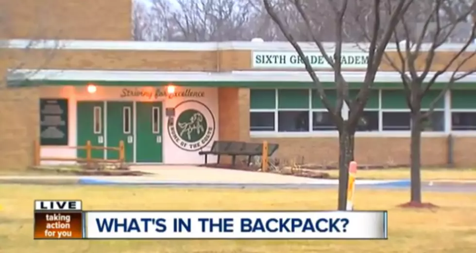 A 6th Grader Brings $20,000 in Cash to School And Hands It Out to Classmates [VIDEO]