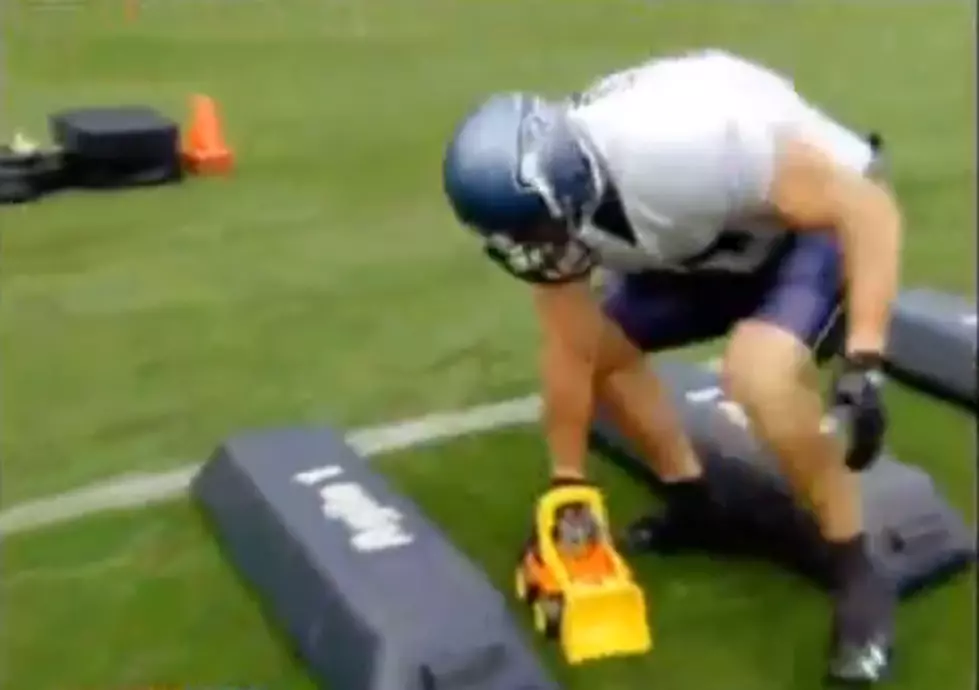 Pro Football Team Using Toys in Training [VIDEO]