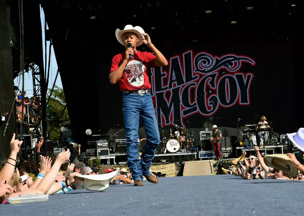 Scam Used Longview, Texas Neal McCoy’s Name to Steal $94,000 from Kansas Woman