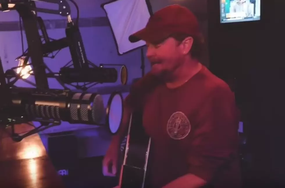 Tracy Lawrence Sings Merle Haggard with Big D and Bubba