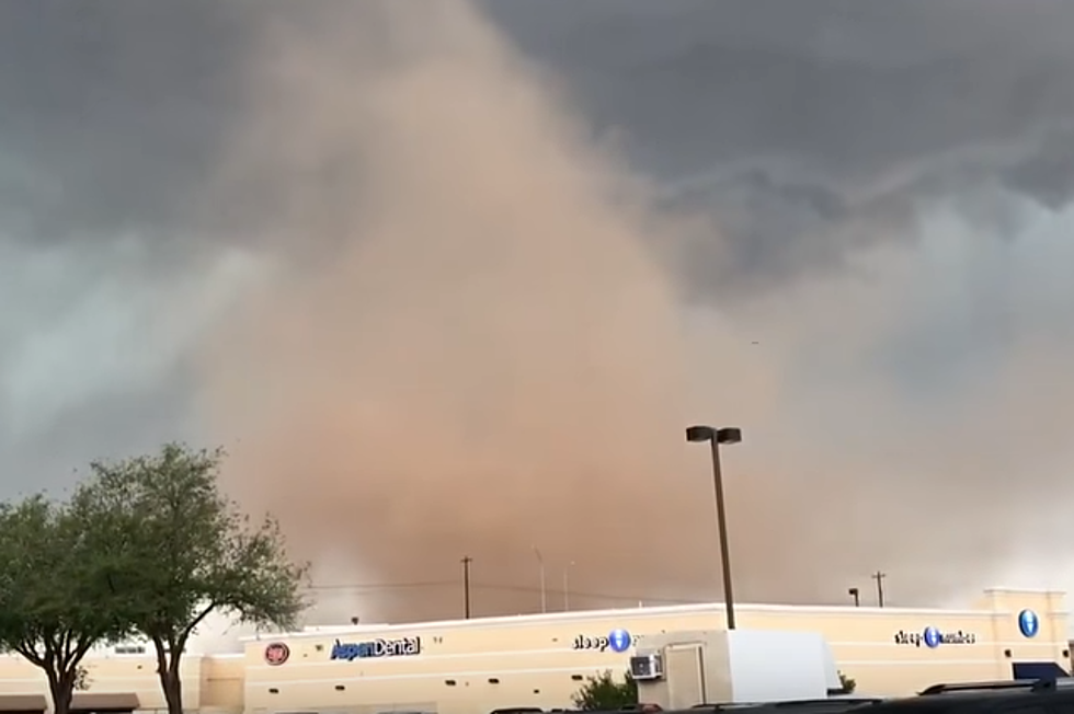 The Tornado’s Cousin Called a Gustnado is Popping Up in Texas