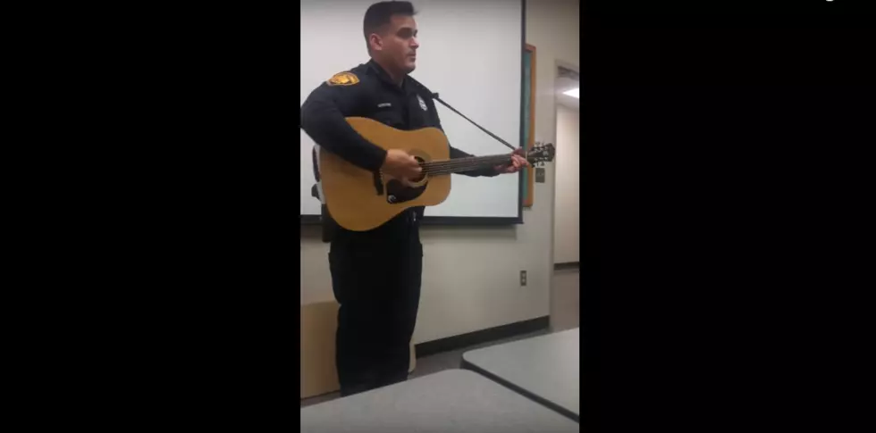 San Antonio Officer Performs Johnny Cash&#8217;s Folsom Prison Blues