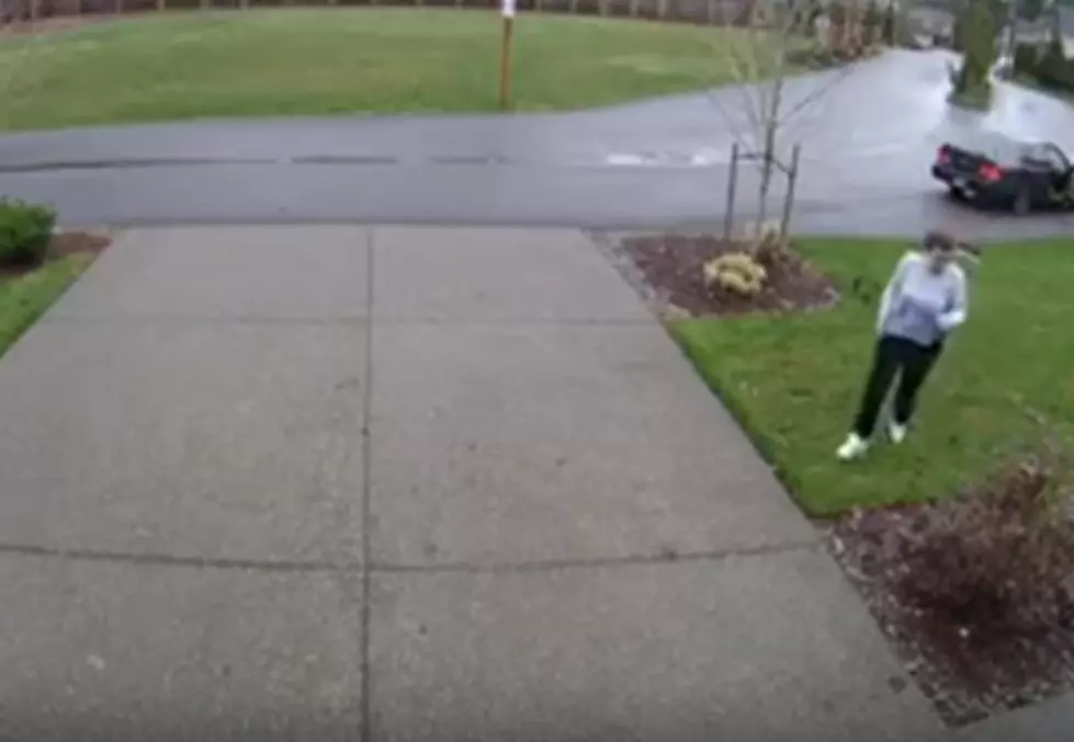 Woman Stealing Packages Slips and Hurts Leg Badly in Surveillance Video