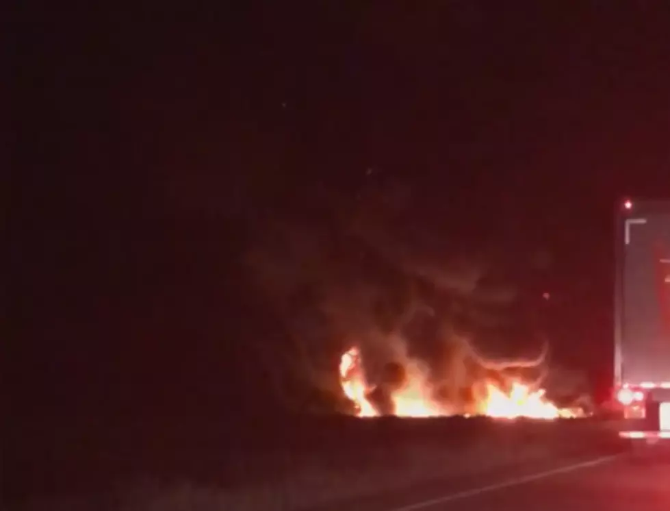 3 killed in Early-Morning Fiery Wreck on I-20 in Smith County