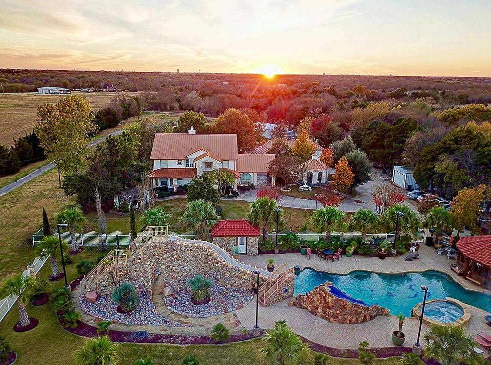 You And 15 Of Your Friends Can Rent This Texas Paradise For Less Than $100 A Night