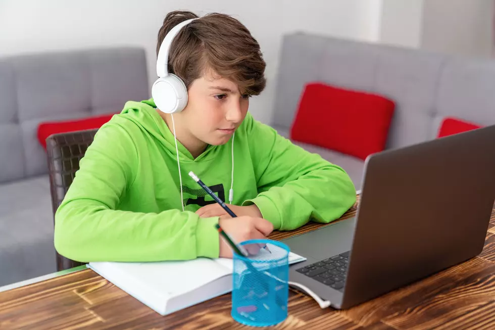 Kids On The Internet: Keeping Them SAFE
