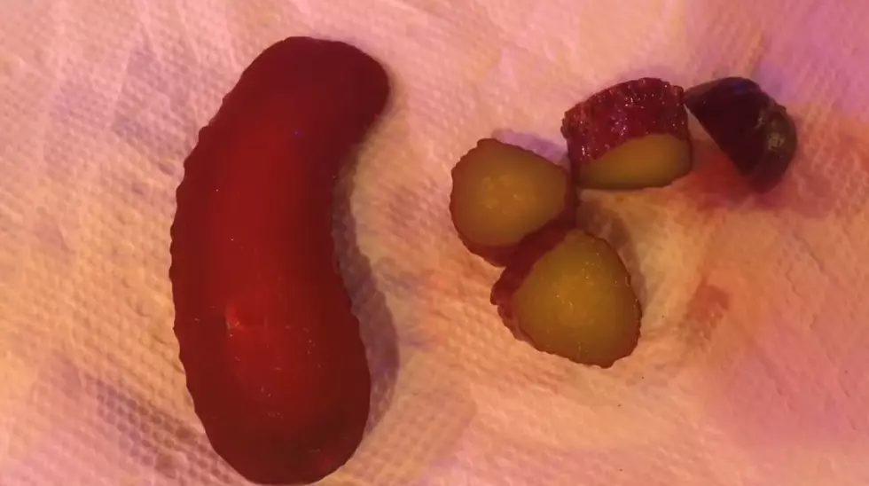 Would Kool-Aid Pickles would Taste Good? Big D & Bubba Try 'Em