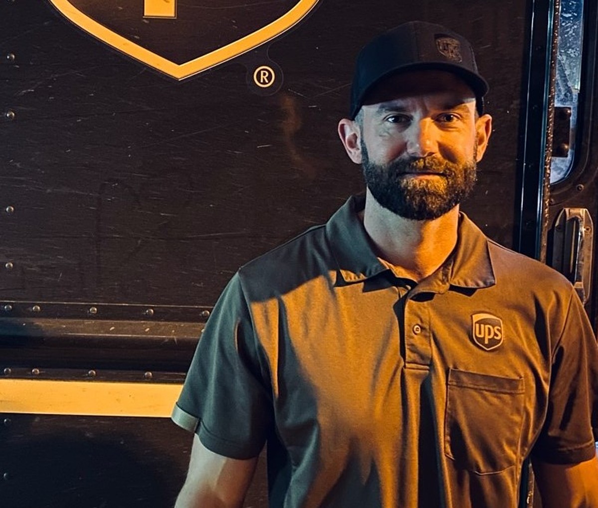The UPS Driver Who Saved Longview Resident from Burning Home