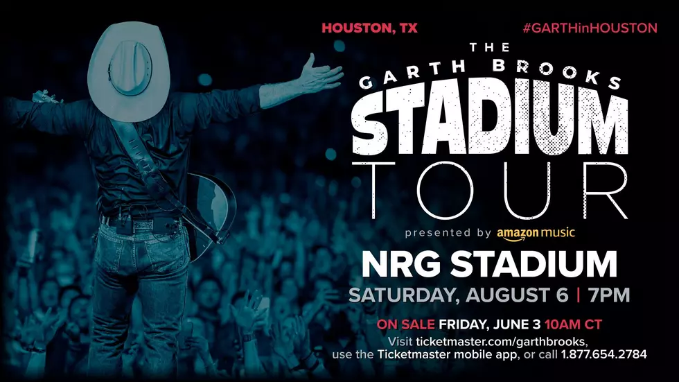 Country Fans Rejoice, Garth Brooks Is Performing in Houston, Texas