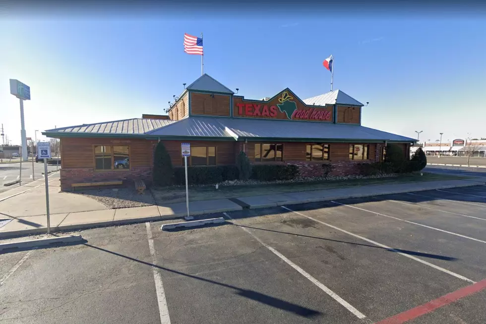 Retired Couple to Make Texas Roadhouse Stop Number 300 in Amarillo, Texas