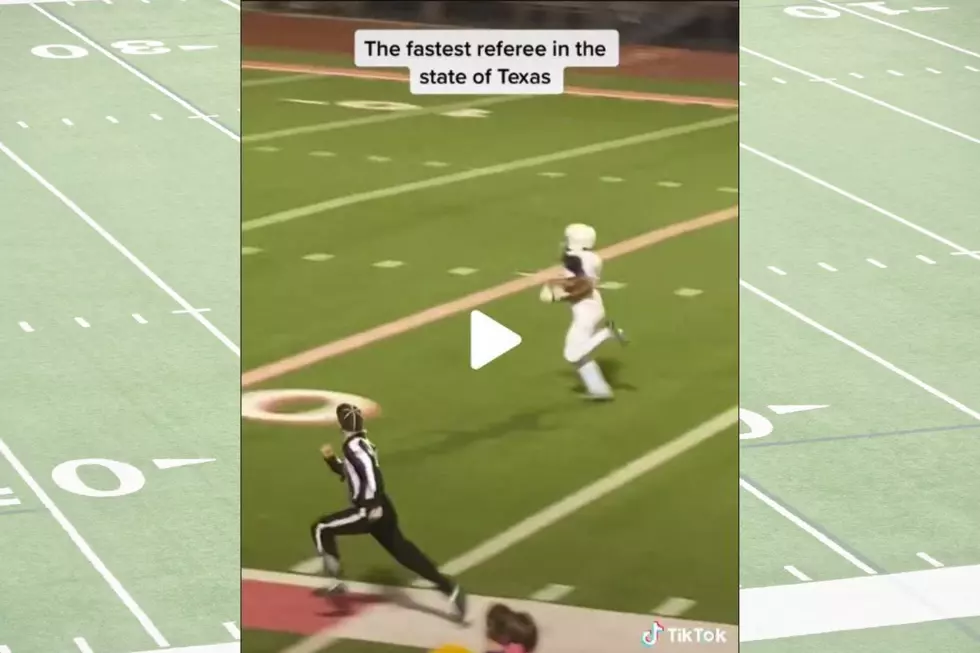 This Speedy Texas High School Referee in Texas Is Going Viral