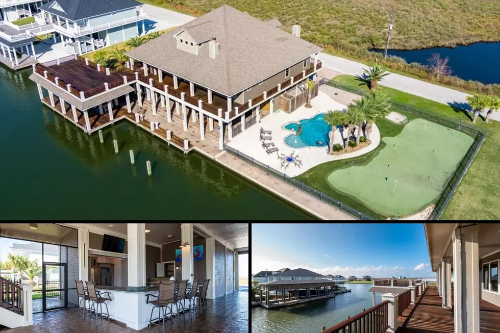 House Perfect for Golfing and Relaxing For Sale in Crystal Beach, Texas