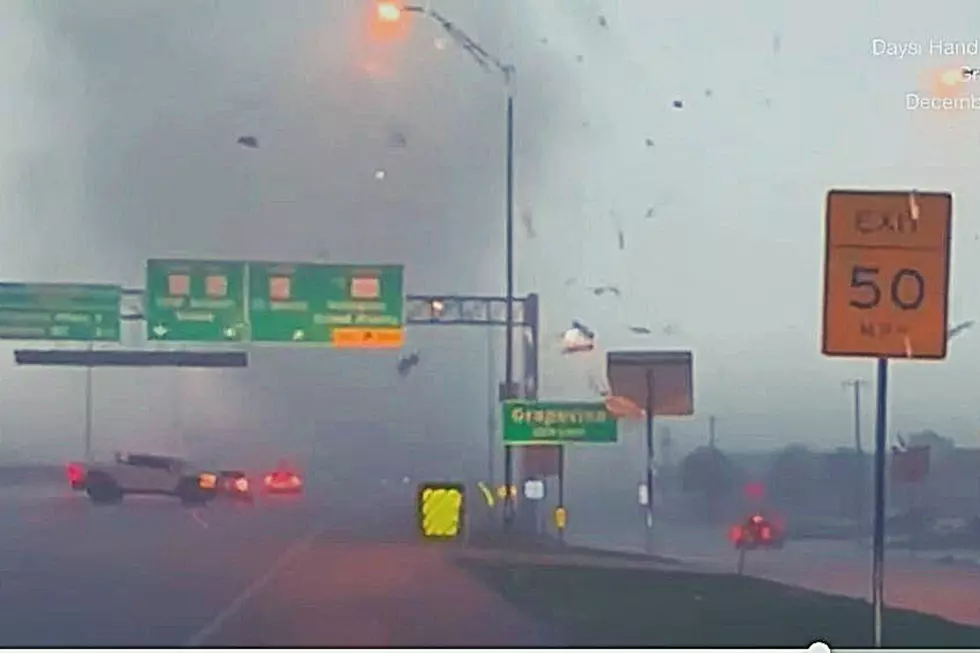 Scary Footage Shows Motorists Fleeing Grapevine, TX Tornado [VIDEO]