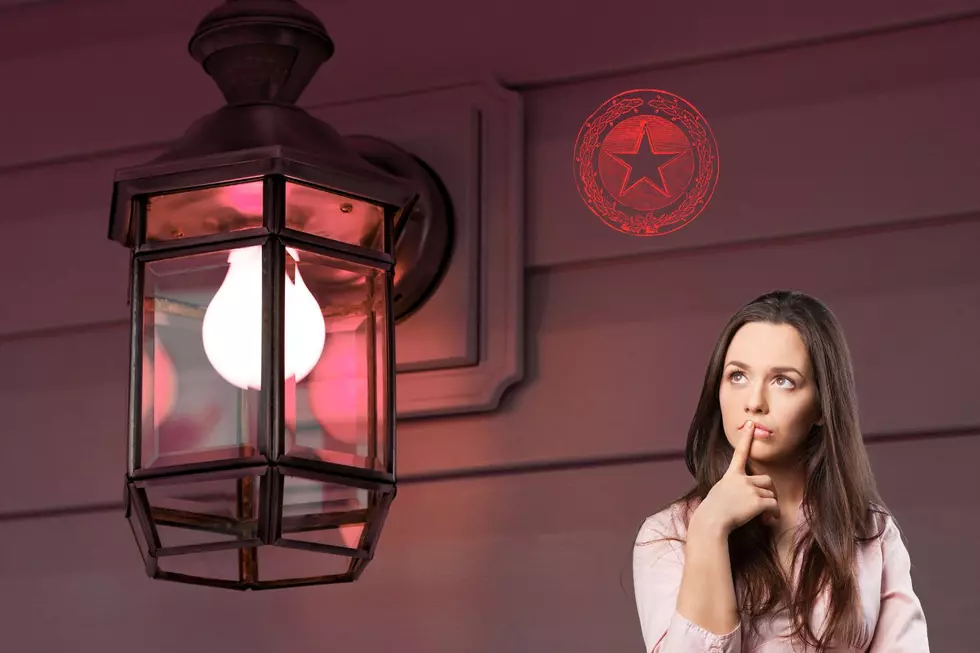 Find Out What a Red Porch Light Means in Texas