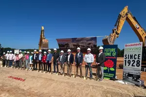 New Tyler Brookshire's Will Include Stanley's Famous Pit Barbecue
