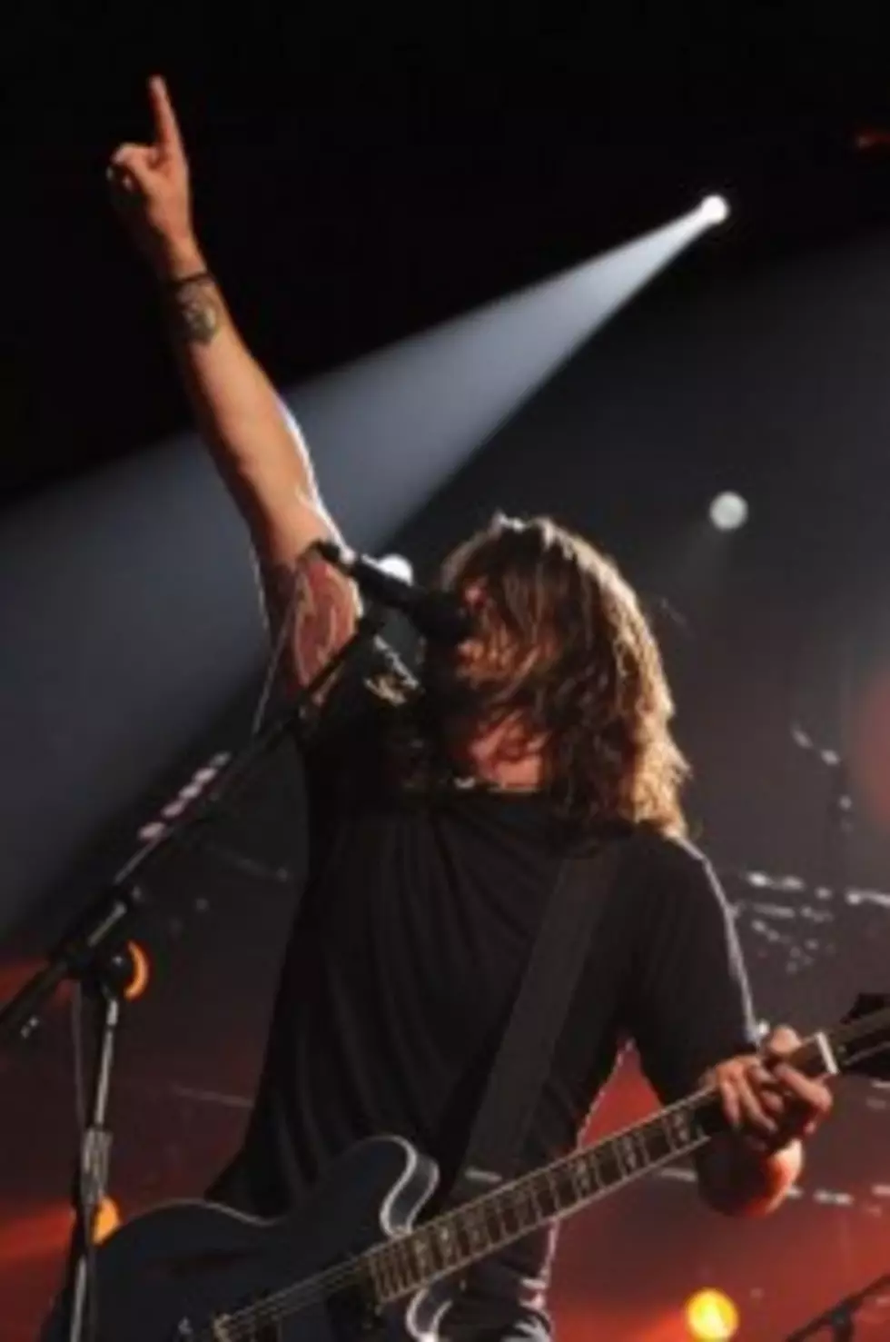 Dave Grohl Tells &#8220;Glee&#8221; Where to Stick It [VIDEO]