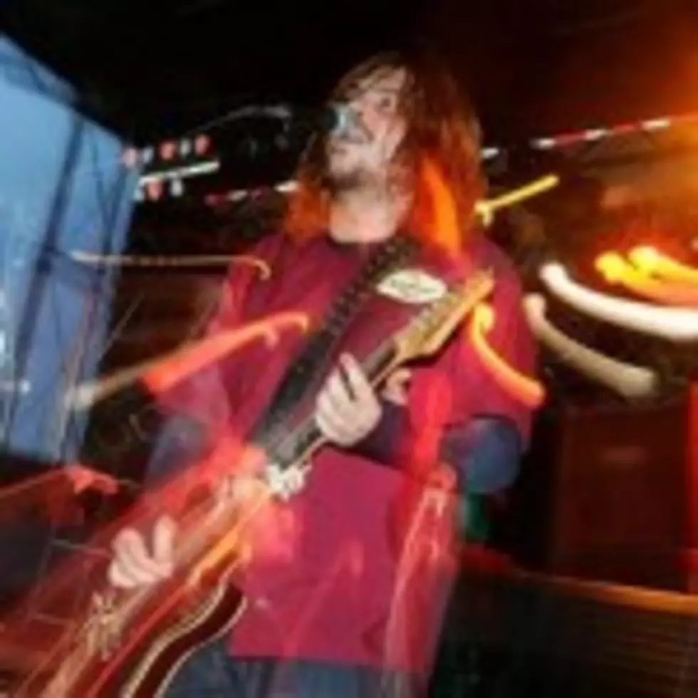 Seether Shreds In Lubbock [VIDEO]