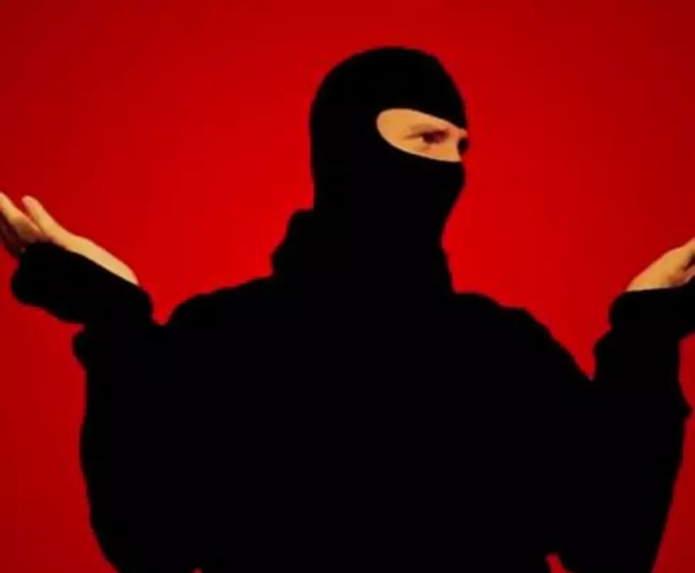 Illinois Man Claims He Was Attacked By Ninjas [AUDIO]