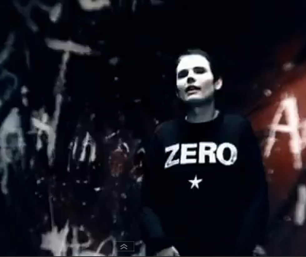 Billy Corgan Goes Pro [VIDEO]