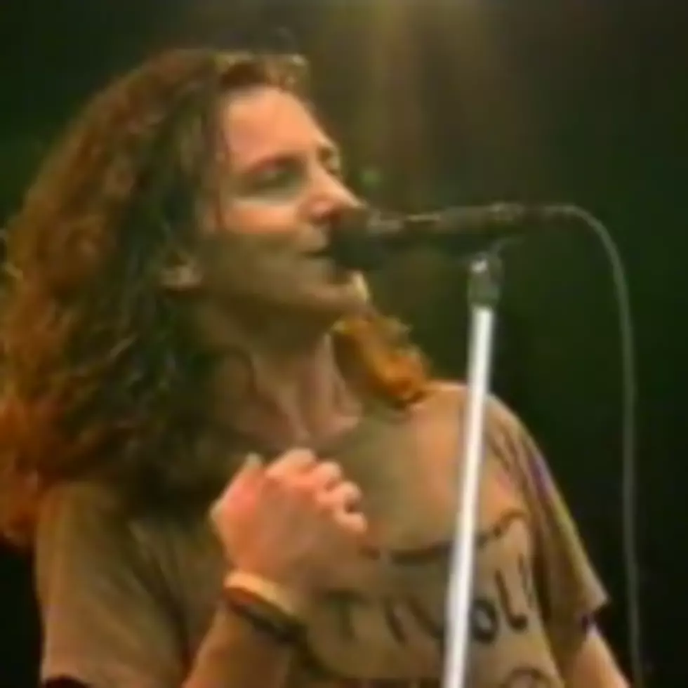 Flannel Channel: Pearl Jam&#8217;s &#8220;Alive&#8221; Live (VIDEO)