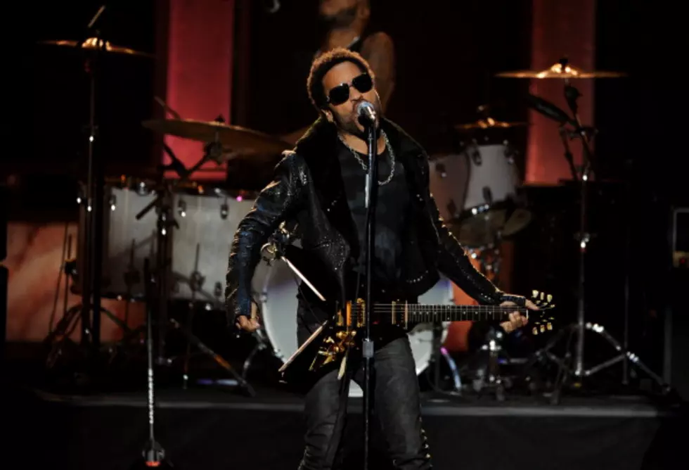 Lenny Kravitz Appears On Ellen To Talk About His Role In &#8220;The Hunger Games&#8221; [VIDEO]
