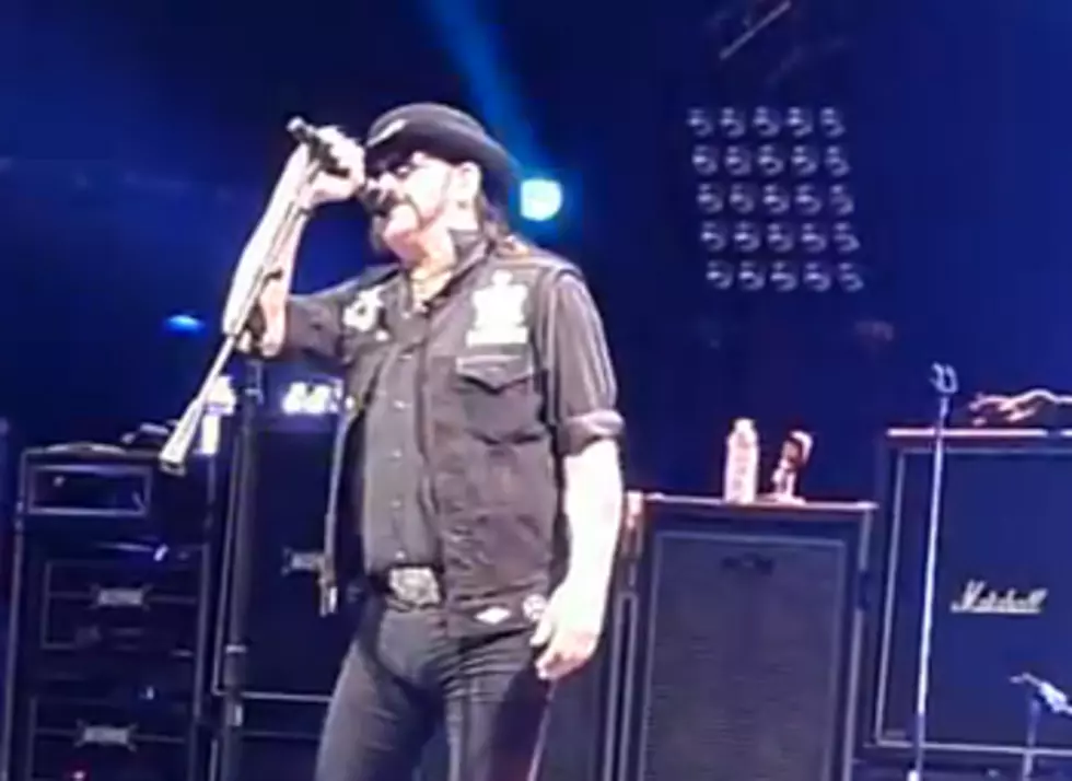 Lemmy Joins Slash On Stage For A Killer Performance [VIDEO]