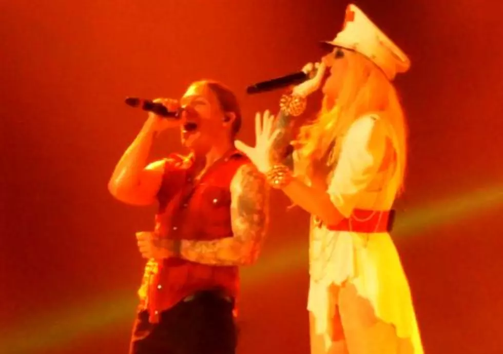 Watch Crappy Video of Maria Brink Singing &#8220;Devour&#8221; Onstage With Shinedown [VIDEO]