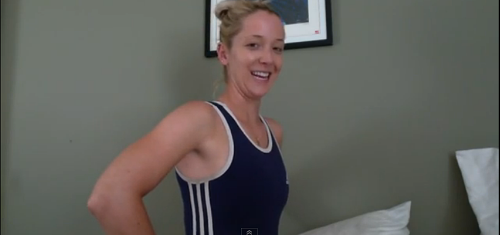 Jenna Marbles Breaks Down What A Sports Bra Is [VIDEO] NSFW