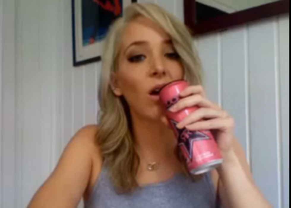 Caffeine&#8230; The Secret To Jenna Marbles&#8217; Energy [VIDEO]