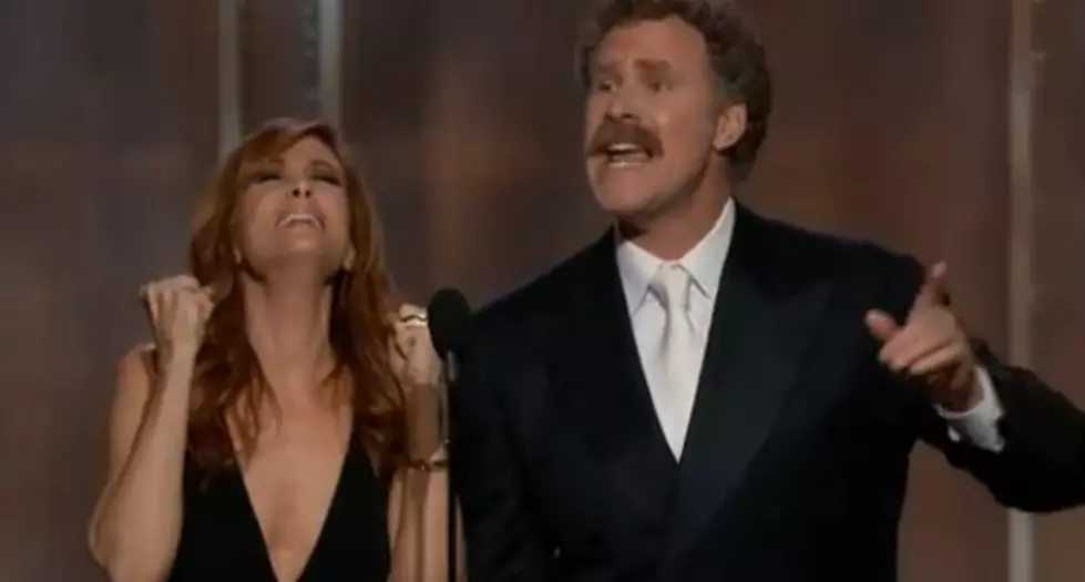 Will Ferrell &#038; Kristen Wiig Rock The Golden Globes [VIDEO]