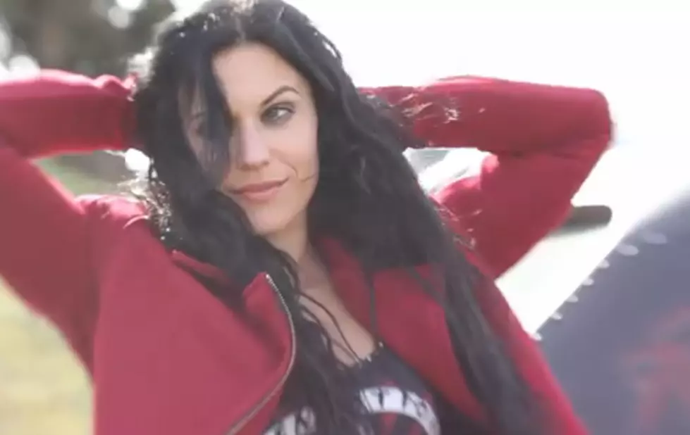 Cristina Scabbia Of Lacuna Coil Behind The Scenes Footage Of Photo Shoot [VIDEO]