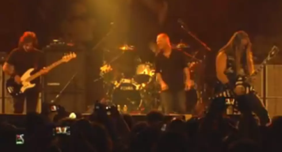Star-Studded Band Plays &#8220;Fairies Wear Boots&#8221; In Honor Of Geezer Butler [VIDEO]